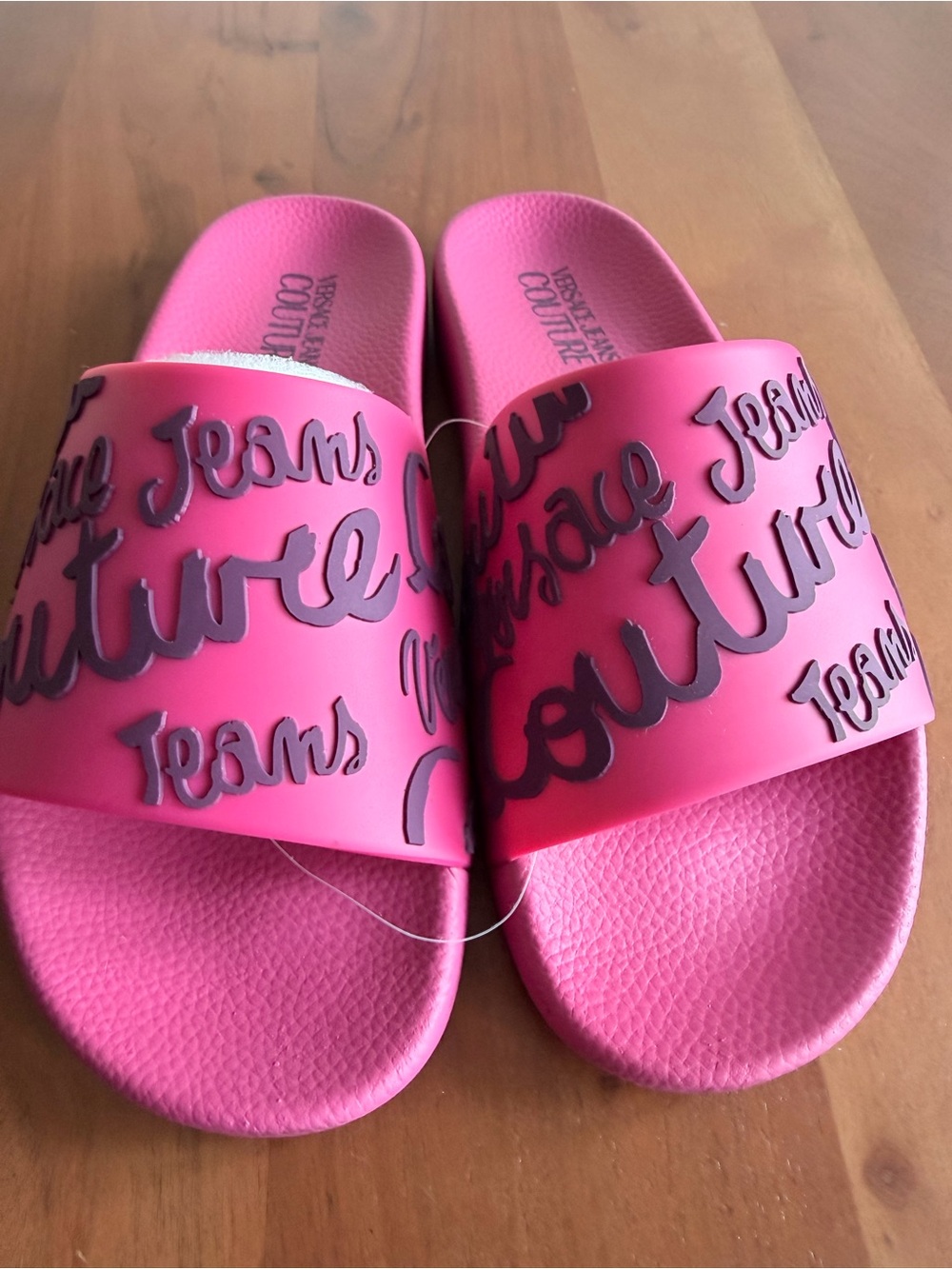 NWT Discontinued Versace Jeans Couture Pink Slides EU 39 / US 9 💗✨ Poolside Glam